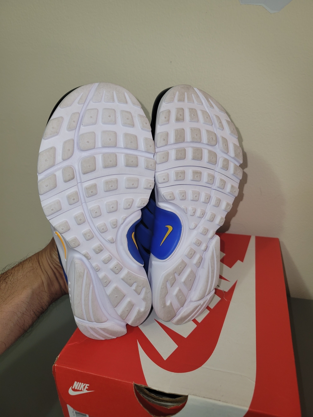 Nike Kids' Black & Royal Blue Presto Shoes with Yellow Accents - Picture 5 of 7